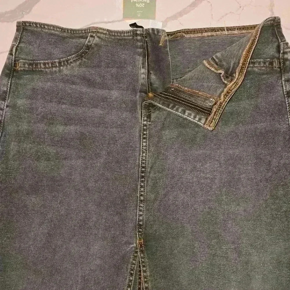 NWT Divided H&M Womens Split Maxi Stretch Jean Skirt Gray Size 12 - Picture 5 of 8